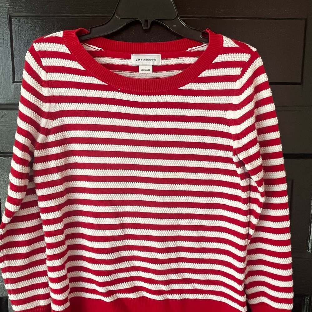 Liz Claiborne shirt ( medium)